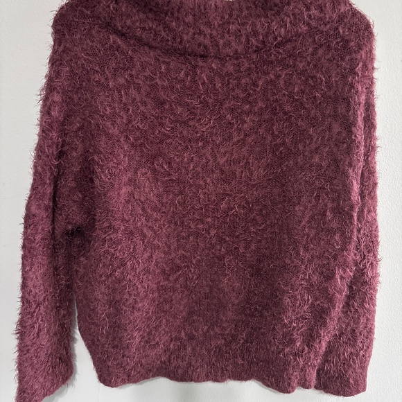 Express crop sweater women’s size xs x-small furry fuzzy - Picture 3 of 4